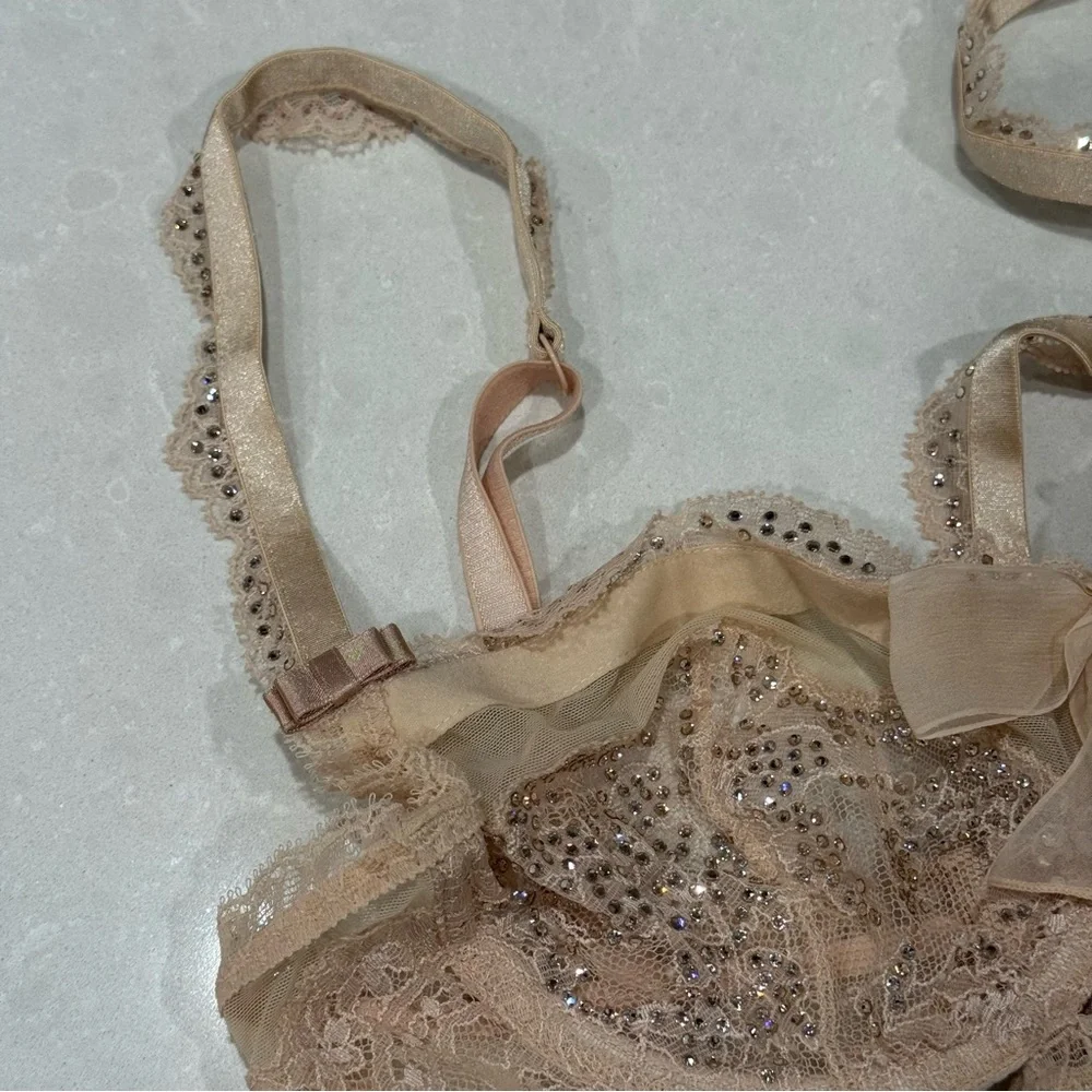 Victoria's Secret Designer Fashion Show Swarovski Crystal Bra & Panty Set - Picture 7 of 16